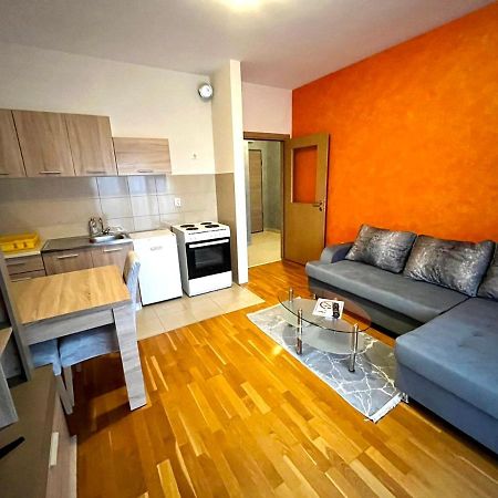 Naki Apartments Podgorica Eksteriør billede