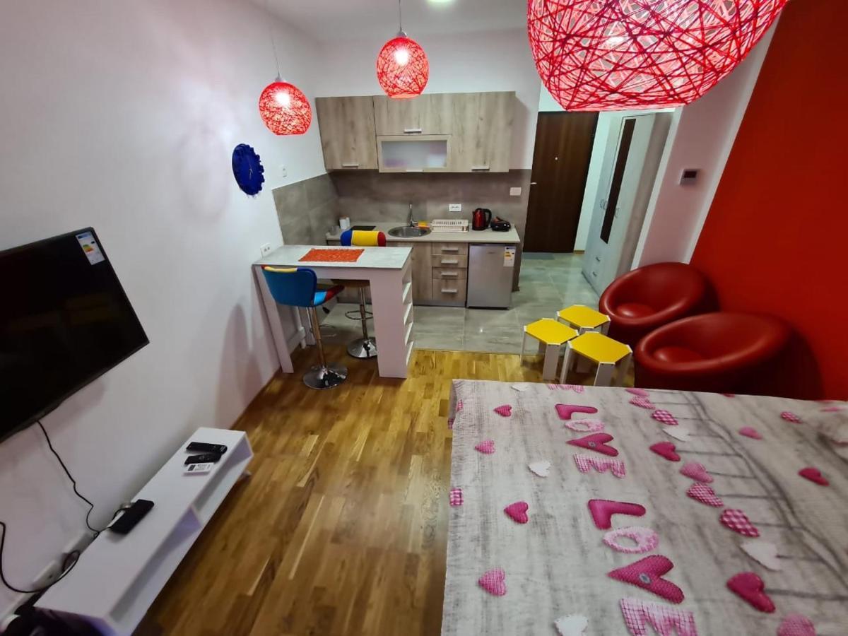 Naki Apartments Podgorica Eksteriør billede