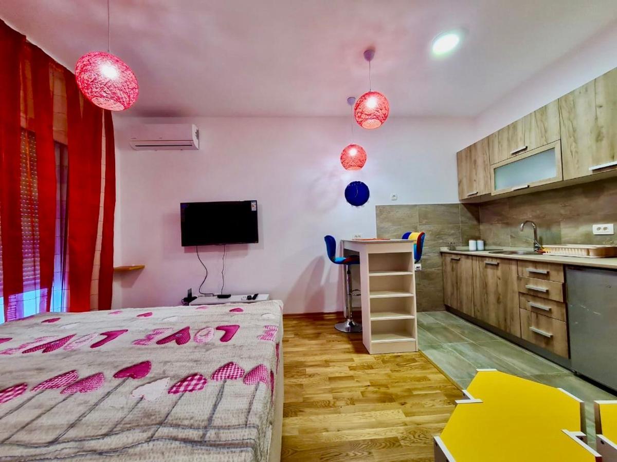 Naki Apartments Podgorica Eksteriør billede