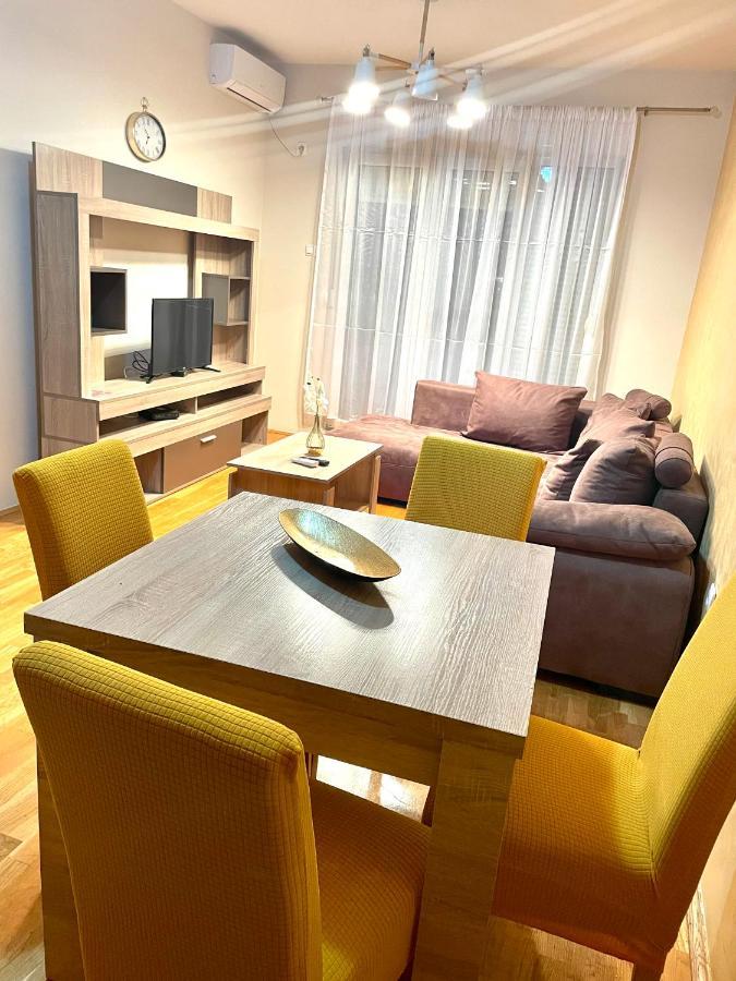 Naki Apartments Podgorica Eksteriør billede