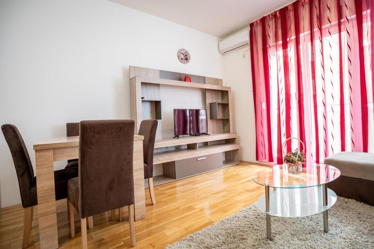 Naki Apartments Podgorica Eksteriør billede