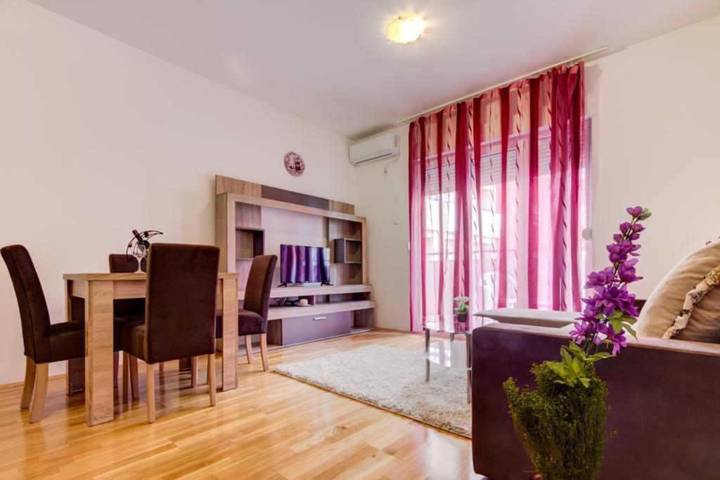 Naki Apartments Podgorica Eksteriør billede